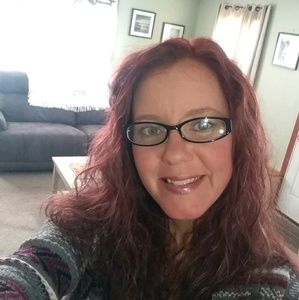 Meet your Posher, Carrie